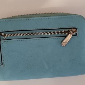 Wristlet wallet